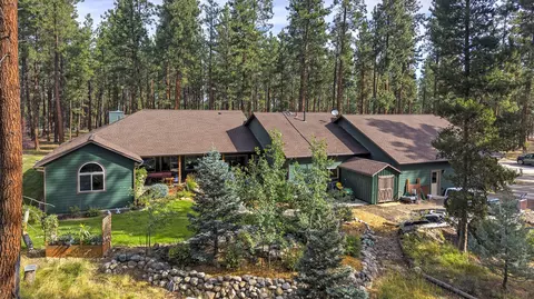 123 Mountain Goat Rd, Hamilton, MT 59840