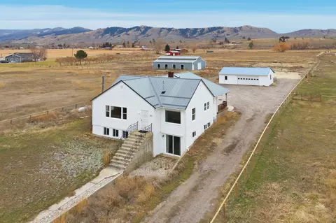 621 Skalkaho Hwy, Hamilton, MT 59840