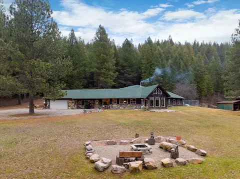 1720 River Rd, Troy, MT 59935