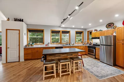Kitchen - 1720 River Rd, Troy, MT 59935 photo 1 of 2