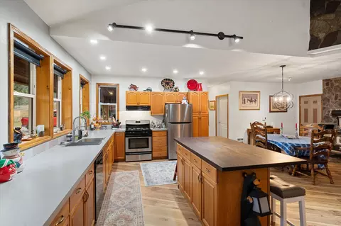 Kitchen - 1720 River Rd, Troy, MT 59935 photo 2 of 2