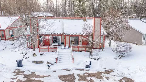 988 Colorado Ave #9B, Whitefish, MT 59937