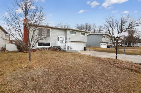 3001 Carmel Dr, Great Falls, MT 59404