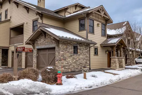 6007 St Moritz Dr # C, Whitefish, MT 59937