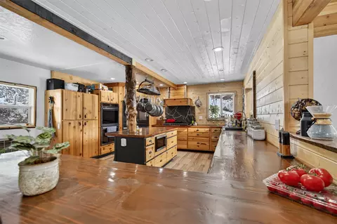 700 Eastside Rd, Troy, MT 59935