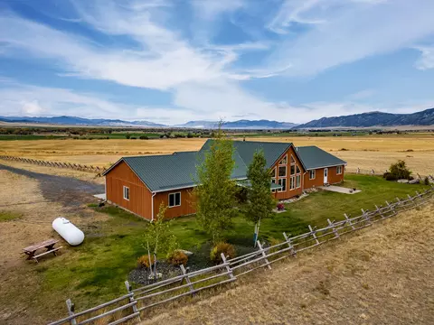 Exterior - 12 Bench Rd, Whitehall, MT 59759 photo 6 of 8