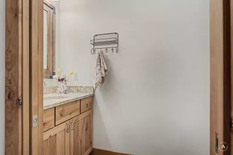 Bath - 3 Bobcat Ct, Clancy, MT 59634 photo 1 of 10