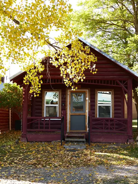 413 A St #3, Hot Springs, MT 59845