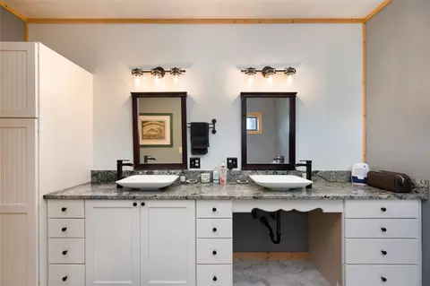 Bath - 12 Stone Rd, Silver Star, MT 59751 photo 1 of 4