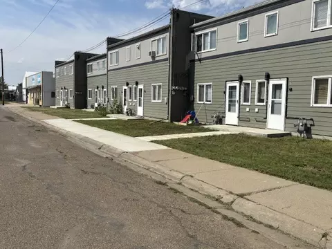 232 7th St S, Glasgow, MT 59230