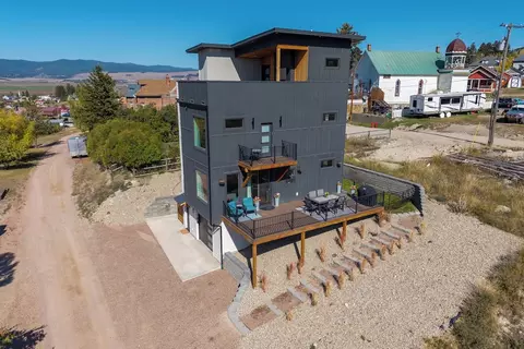 217 W Granite St, Philipsburg, MT 59858