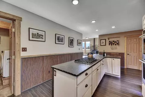 Kitchen - 5 Alpine Valley Ln, Clancy, MT 59634 photo 6 of 7