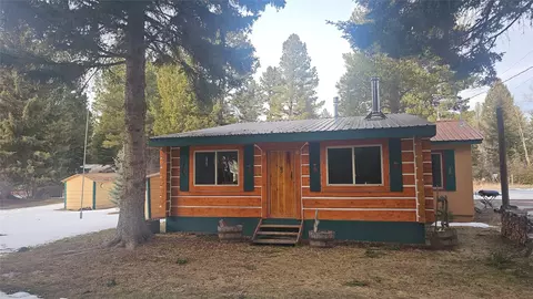 873 D St, Lincoln, MT 59639