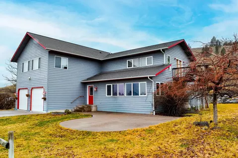 41628 Ranch Rd, Polson, MT 59860