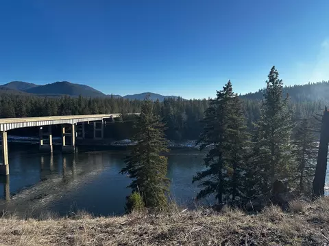 290 Riverbend Rd, Superior, MT 59872