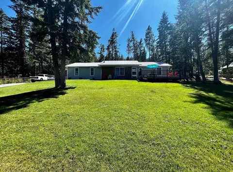 240 Blacktail Rd, Lakeside, MT 59922