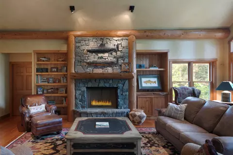 Living - 29545 Drifting Way, Bigfork, MT 59911 photo 3 of 4