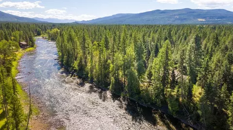 29545 Drifting Way, Bigfork, MT 59911