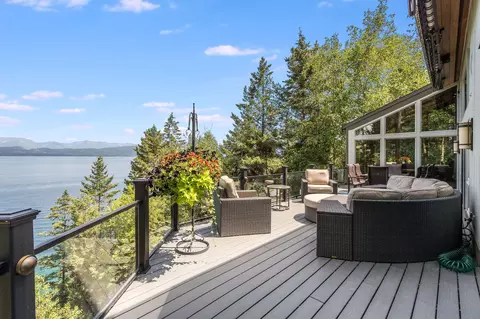 953 Angel Point Rd, Lakeside, MT 59922