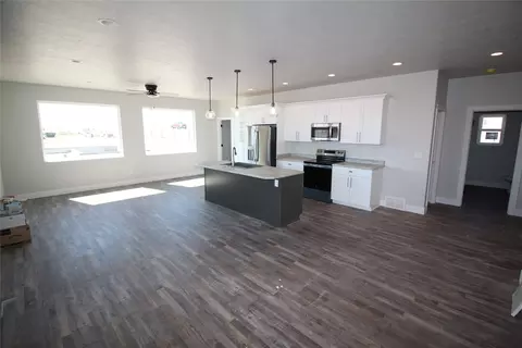 Living - 604 Mountain View Ln, Cascade, MT 59421 photo 2 of 2