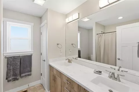 Bath - 316 Spring St, Townsend, MT 59644 photo 1 of 2