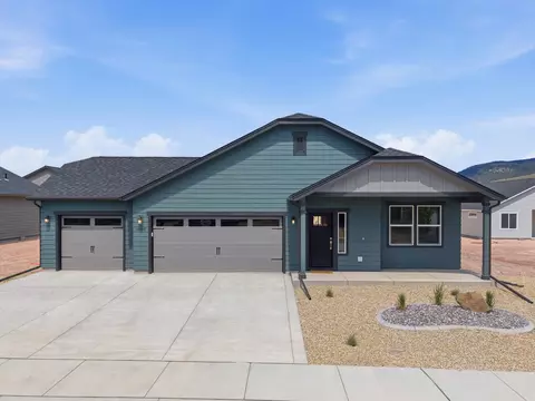10248 Covenant Dr, Missoula, MT 59808