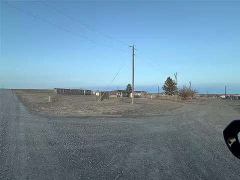 Exterior - 685 5th Ave, Ulm, MT 59485 photo 3 of 4