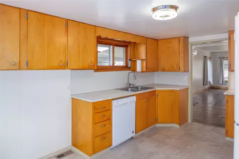 Kitchen - 82 Pioneer Rd, Libby, MT 59923 photo 2 of 3