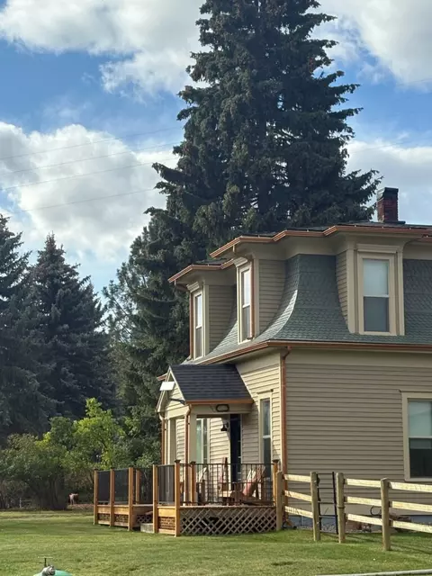 609 Solleder Ln, Darby, MT 59829