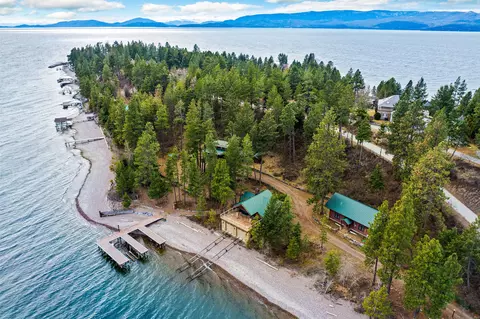 15024 Yenne Point Rd, Bigfork, MT 59911