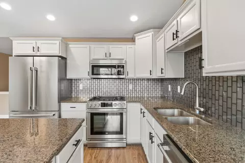 Kitchen - 109 Obrien Ter #C, Bigfork, MT 59911 photo 3 of 3