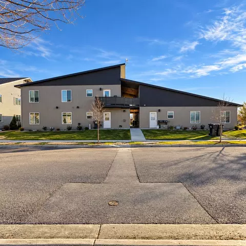 10 Diane Rd, Columbia Falls, MT 59912