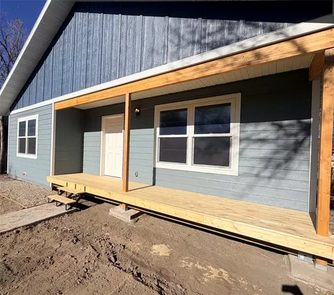 1021 8th Ave S, Great Falls, MT 59405