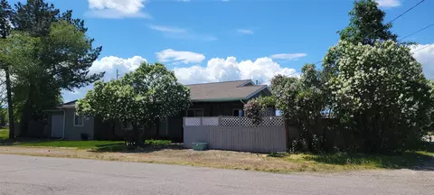 608 6th St E, Polson, MT 59860