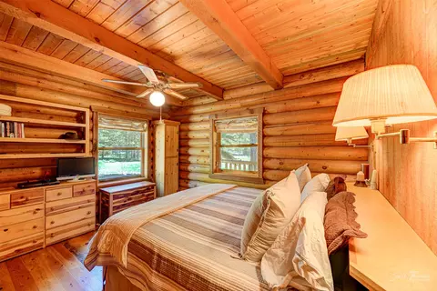 Bedroom - 2156 Lone Point Dr, Lincoln, MT 59639 photo 1 of 3