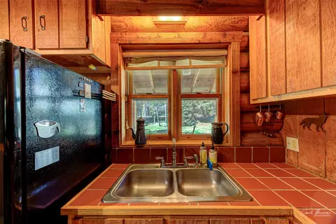 Kitchen - 2156 Lone Point Dr, Lincoln, MT 59639 photo 4 of 4