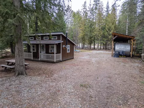 705 Waterfront Rd, Troy, MT 59935