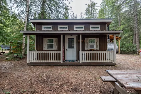 705 Waterfront Rd, Troy, MT 59935