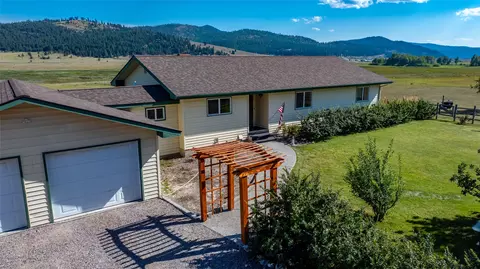 192 Gray Ln, Kalispell, MT 59901