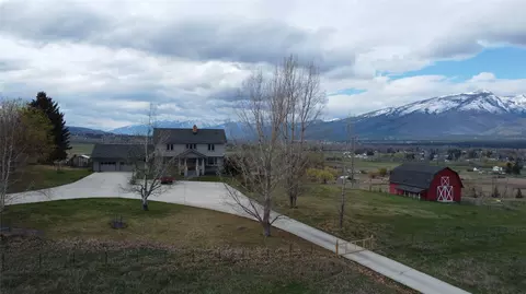 381 Sky West Ln, Hamilton, MT 59840