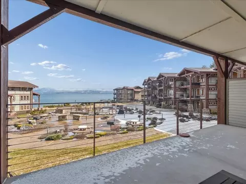 7175 Us Hwy 93 S #1-203, Lakeside, MT 59922