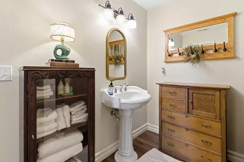 Bath - 1237 Mackinaw Loop, Somers, MT 59932 photo 3 of 3