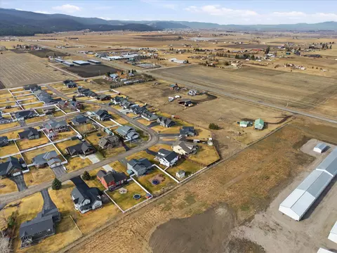View/Area - 1237 Mackinaw Loop, Somers, MT 59932 photo 6 of 10