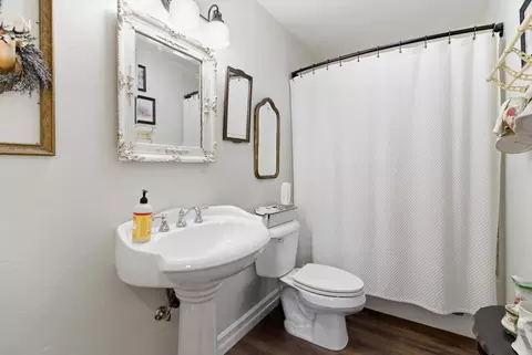Bath - 1237 Mackinaw Loop, Somers, MT 59932 photo 1 of 3