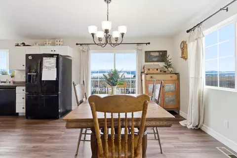 Dining - 1237 Mackinaw Loop, Somers, MT 59932 photo 1 of 1