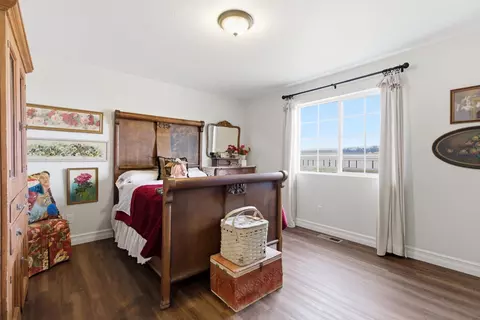 Bedroom - 1237 Mackinaw Loop, Somers, MT 59932 photo 3 of 5