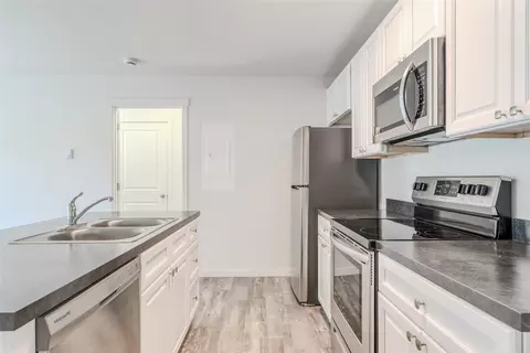 Kitchen - 128 Evergreen Dr, Kalispell, MT 59901 photo 3 of 7