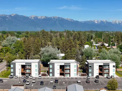 128 Evergreen Dr, Kalispell, MT 59901
