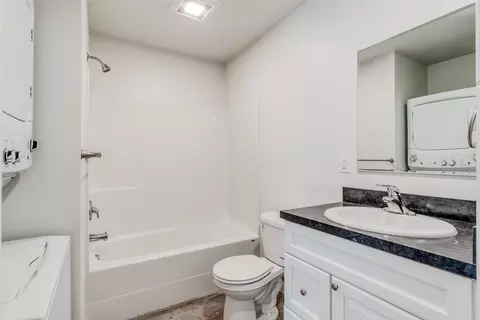 Bath - 128 Evergreen Dr, Kalispell, MT 59901 photo 4 of 4
