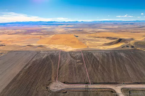 70 Country Squires Ln, Fairfield, MT 59436